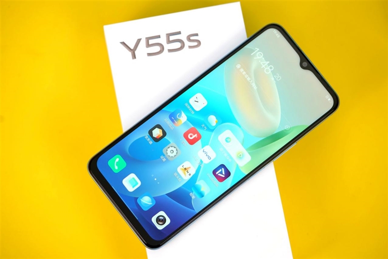 20小时恐怖续航！vivo千元新机Y55S首发评测