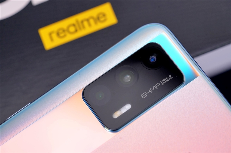 首发天玑1200比肩骁龙865+！realme GT Neo评测：顶配只要2299的性价比旗舰新王