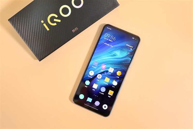 5G、高刷、续航三剑合璧！iQOO Z1x评测：120Hz+5000mAh千元真香机