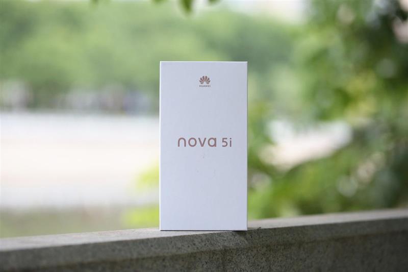 华为nova 5i全面评测：后置AI四摄+长续航1999元起