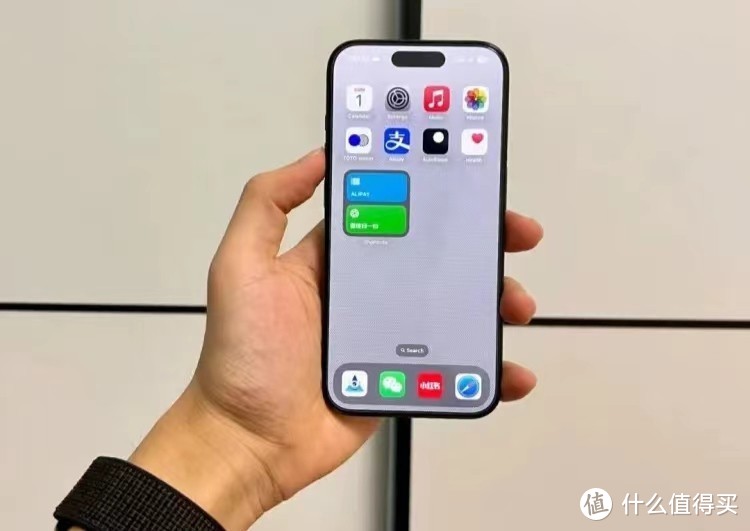 库克终于“低头”了，iPhone15Pro大降2000元，果粉：终于等到了