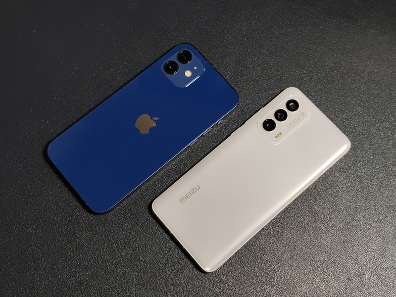 魅族 18对决iPhone 12全面评测：满血小屏绝代双骄