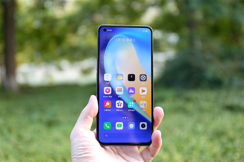 realme X7 Pro评测：最轻薄的天玑1000+旗舰 性能和手感兼得