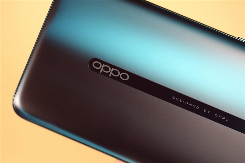 文艺厂商科技起来实在香 OPPO Reno深度评测：近100%全景屏惊艳