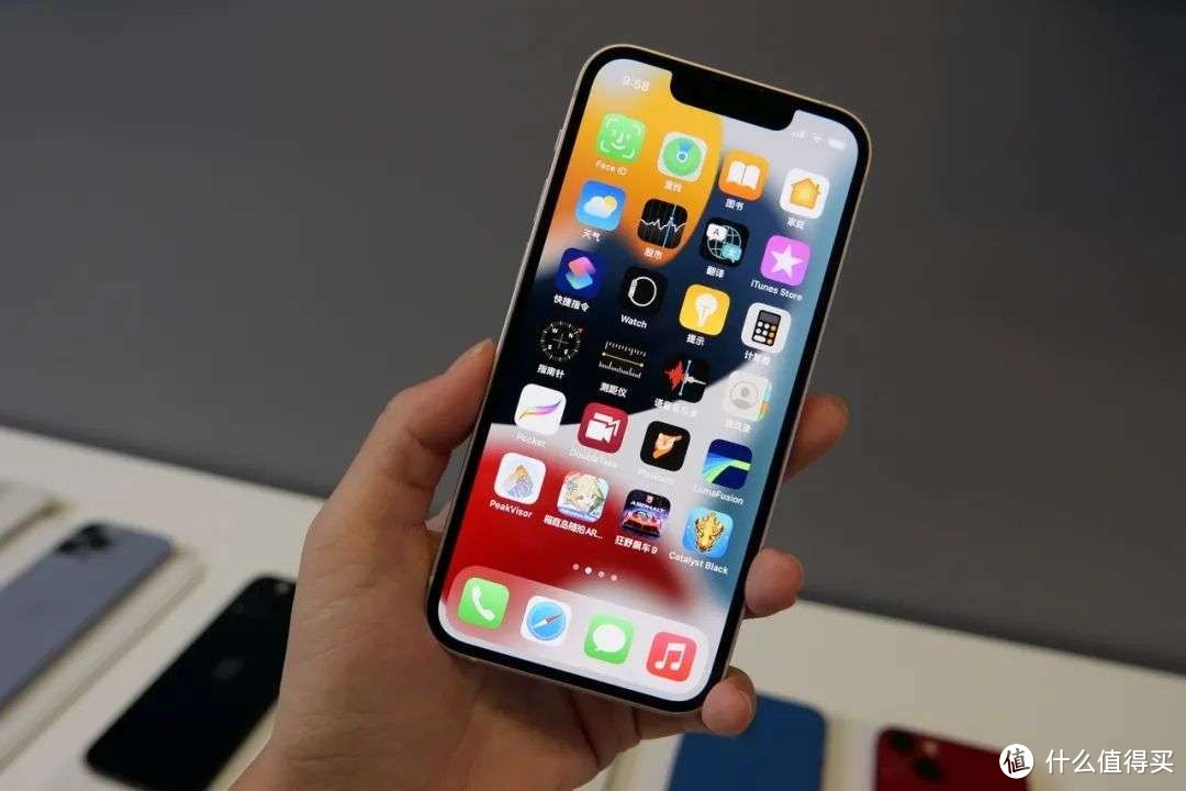 从5999跌至3719元，iPhone13清仓价，经典说再见！